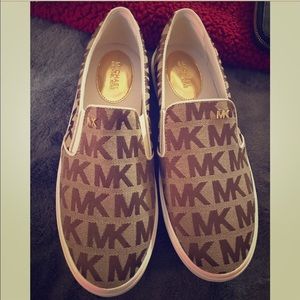 Michael Khors slip one NWOT